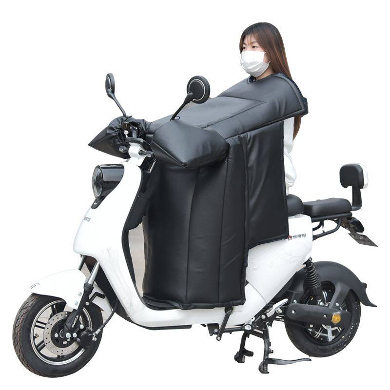 谨墨挡风被