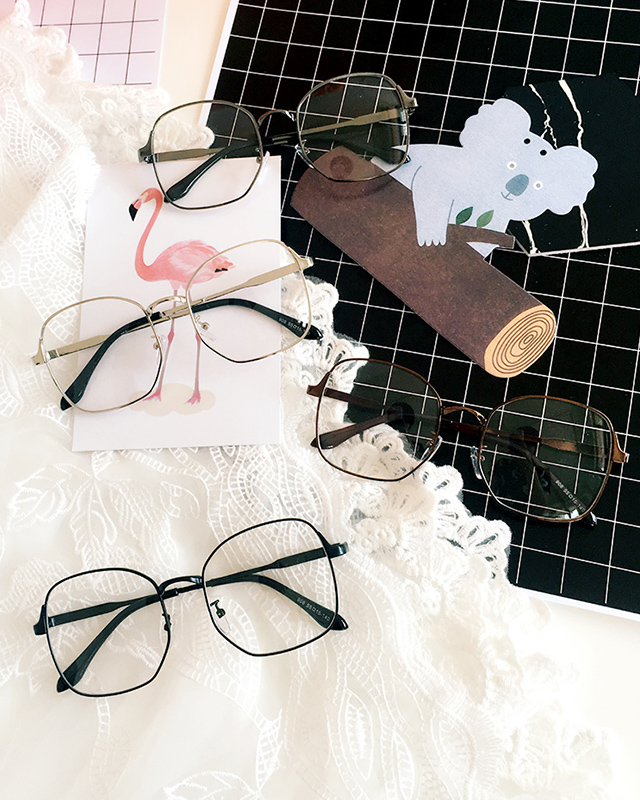Hàn Quốc siêu nhẹ dễ thương kim loại vuông phẳng gương retro kính nữ khung đàn ông với kính cận sinh viên kính em bé