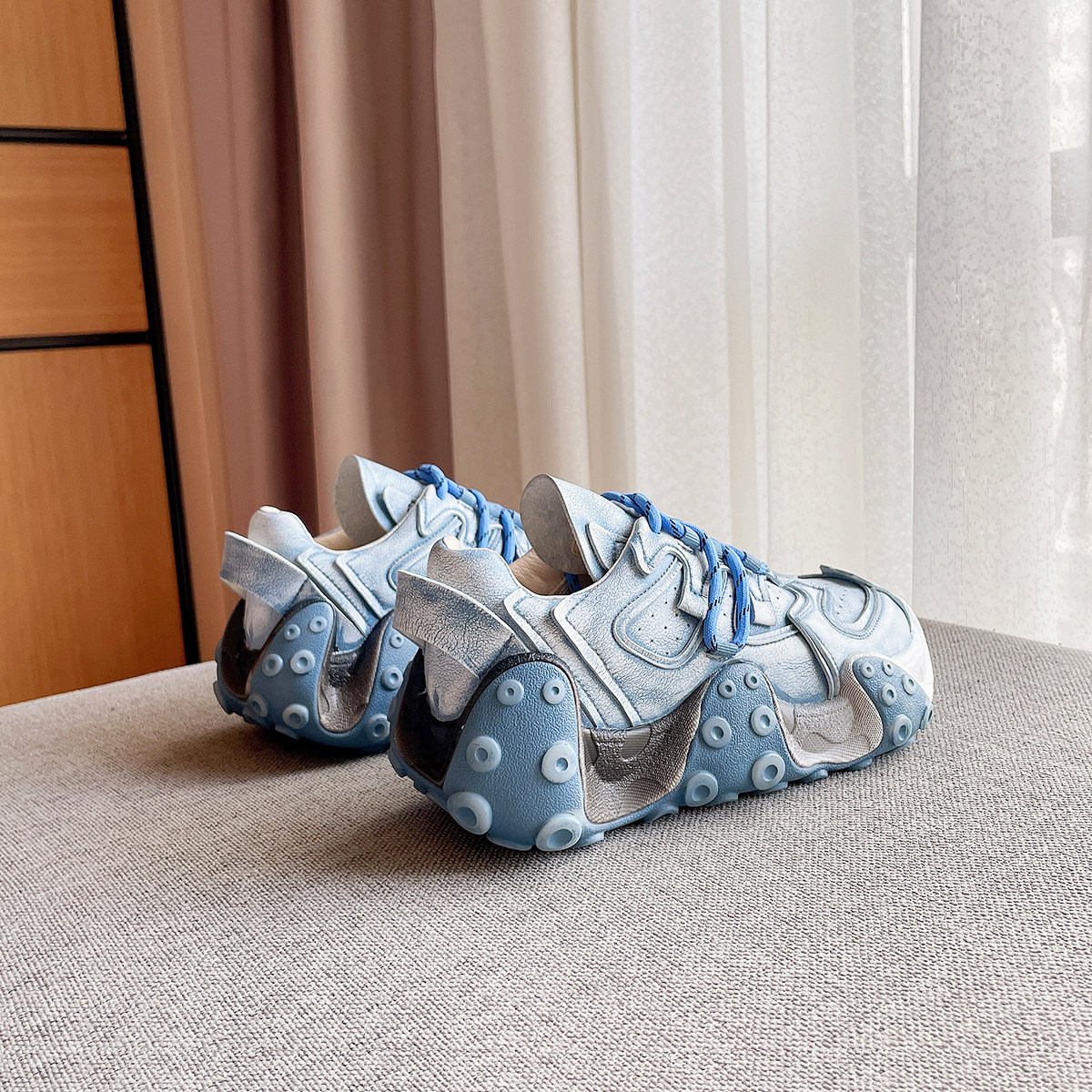 Aimei its small crowddesign Eight-claw fish sole exploits wave shoes 2022 new spring and autumn sports wind casual shoes soft