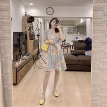 Big happy homemade summer New feel niche foreign style Joker high waist retro print v-neck lace dress