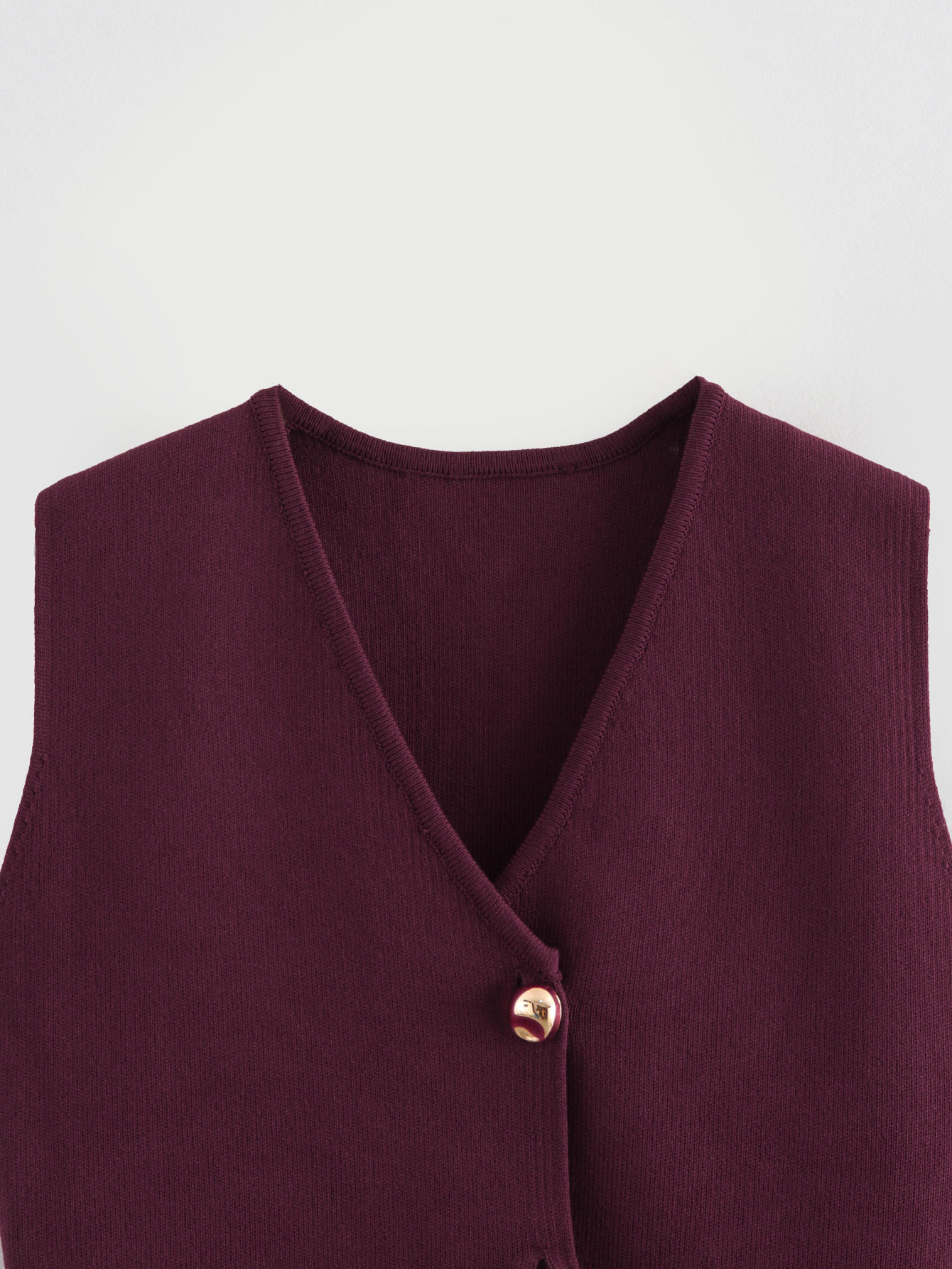 Женская жилетка kaslead 新款 女装 欧美风时尚简约金色纽扣饰针织背心式上衣