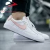 Giày chính hãng Nike nhỏ màu trắng nữ 2019 mùa xuân mới bằng da thoáng khí thể thao thông thường BQ0033-100-111 giay bitis nữ Dép / giày thường