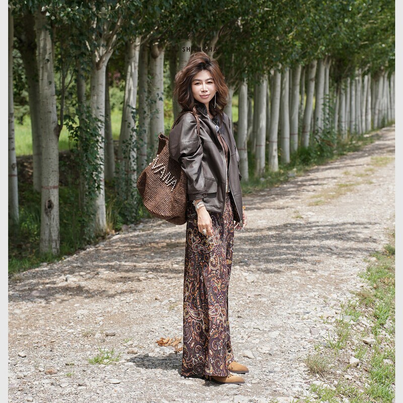 Backatone “Art Salon Series-Aurora Iris” Reversible Leather Jacket Sheepskin Zipper Women's Clothing Backatone “Art Salon Series-Aurora Iris” Reversible Leather Jacket Sheepskin Zipper Women's Clothing