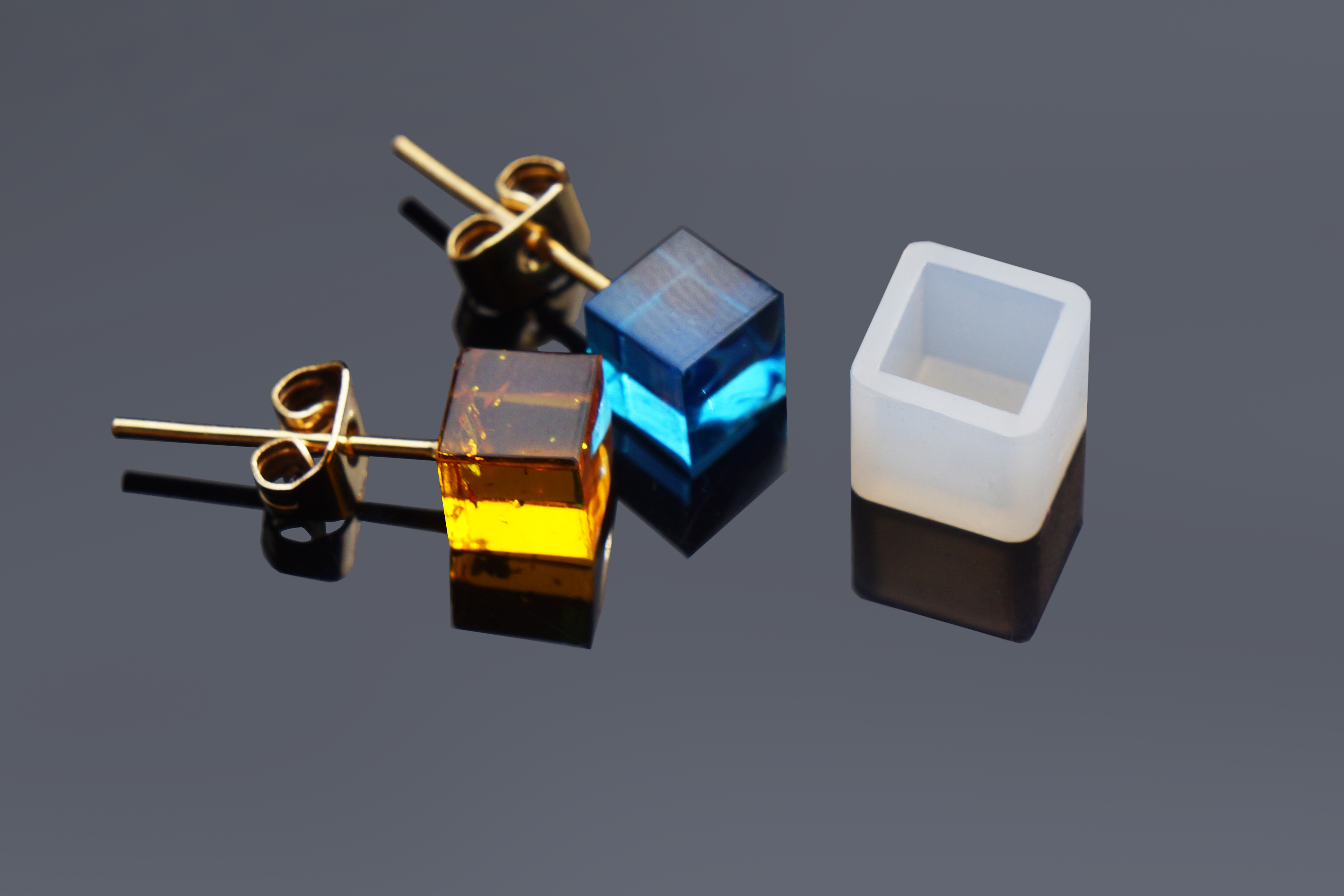 Hoa tai Khuôn silicon Hoa tai Bông tai Hình vuông nhỏ Kitten Tam giác Khuôn mẫu Pha lê Trang sức Epoxy - Tự làm khuôn nướng khuôn làm kem silicon