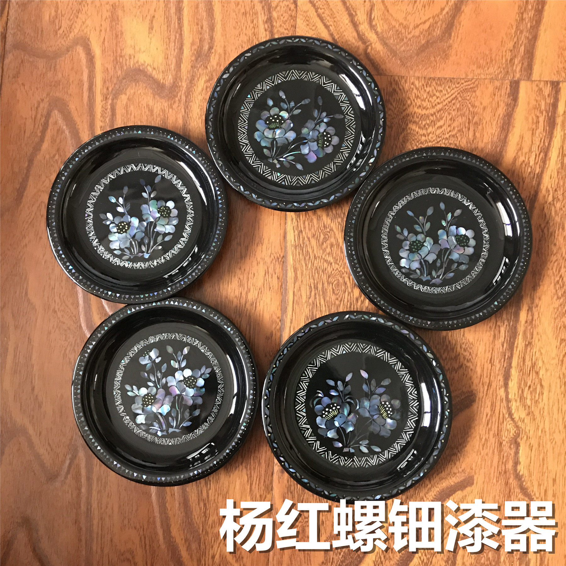 Collectible lacquerware Snack trays Tea mats Saucers Tea sets Hand gifts craftsmanship Traditional civilization