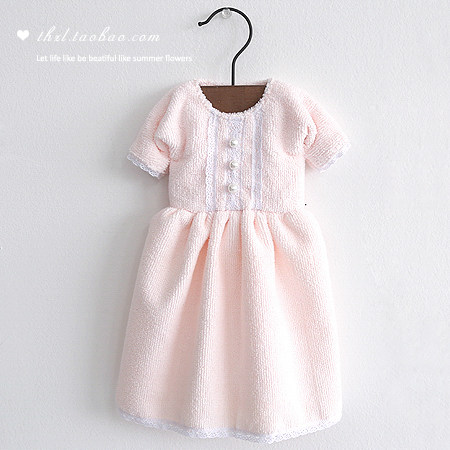 South Korea imported cute hanging towel coral velvet creative cotton pink princess pearl skirt hand towel