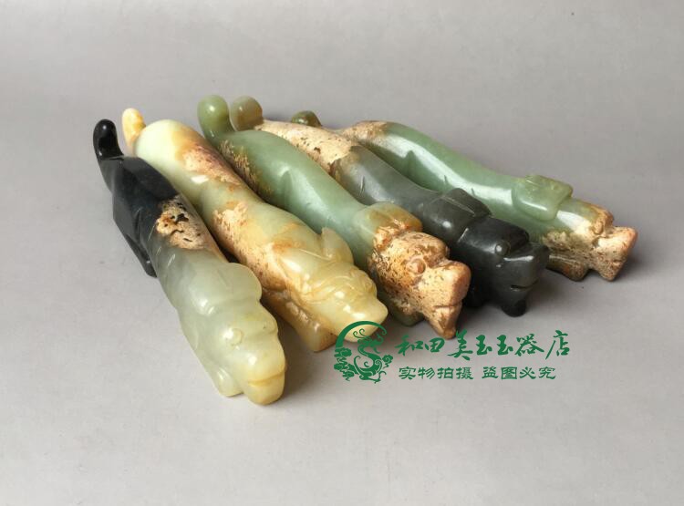 Hàng hóa cũ cổ chơi ngọc bích cổ ngọc bích cũ ngọc bích ngọc bích cũ ngọc bích cao cổ ngọc bích đồ trang trí người lính tay xử lý miếng mặt dây chuyền xanh ngọc bích đậm