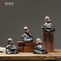 Tea pet boutique Kung Fu little monk Handmade little monk tea play tea set Tea ceremony accessories Purple Sand Zen ornaments