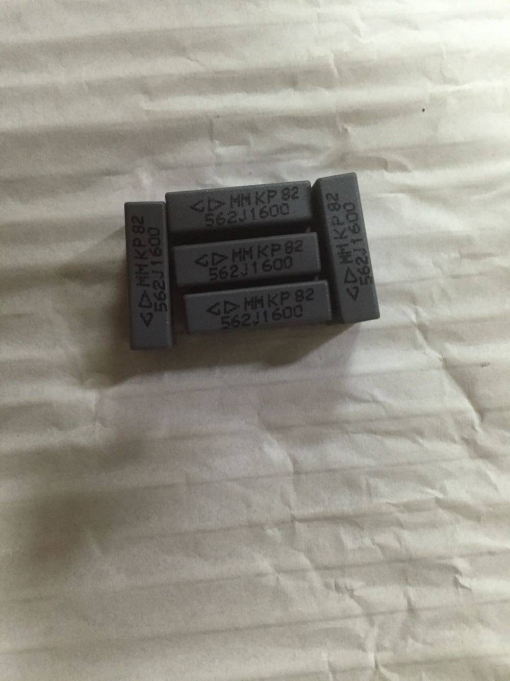 Faramon gauge capacitive 562J1600V foot distance 15MM MKP82 562J1600V 562J1600V 5n6 00056uF