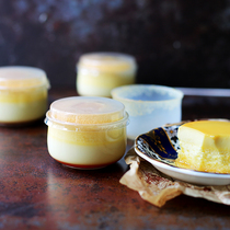 Fat pudding cup Japanese caramel pudding beaker food grade PP material high temperature resistant to oven with lid