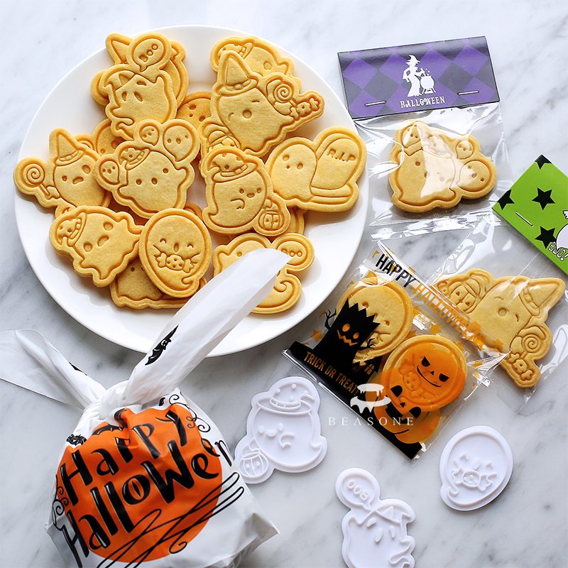 New Japanese cartoon Halloween lovely ghost frost cookie mold double - layer thickening press cutting die