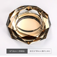 18 -сантимерная модель восьмиугольника.