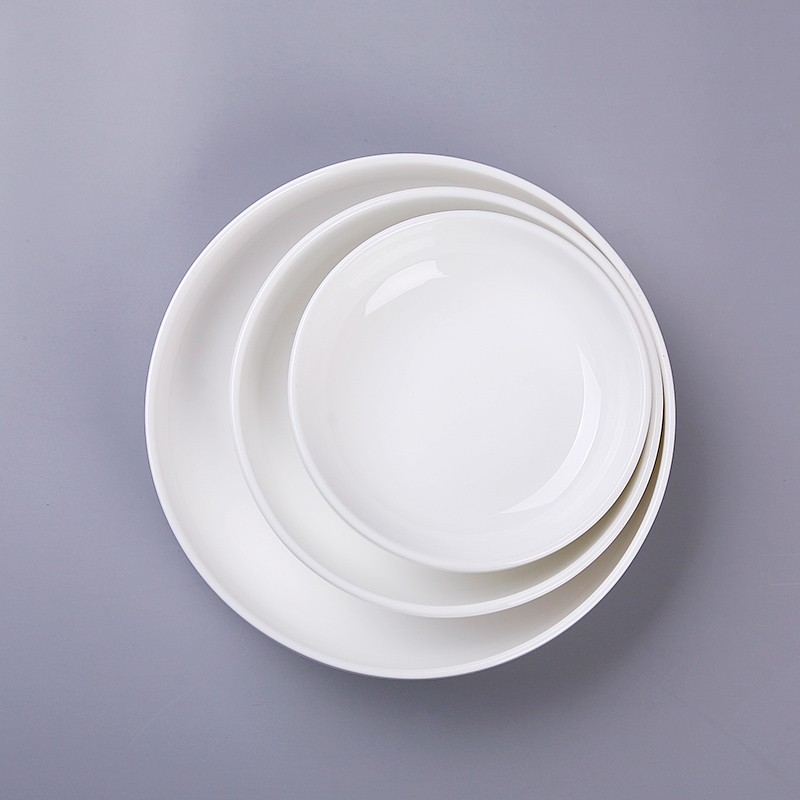 Japanese pure white ipads porcelain dish dish soup plate circular disc Korean cold dish dish kimchi disc ceramic tableware salad plate