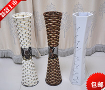 Iron frame rattan flower bucket woven vase retro flower pot European flower arrangement flower stand living room display flower pot