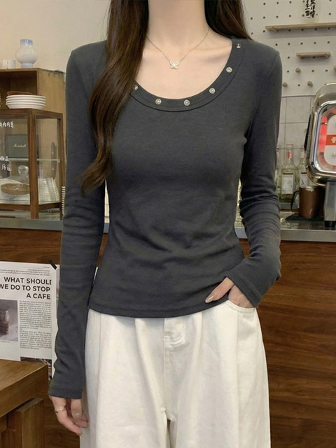 French-Style Studded Design Long-Sleeve Slim-Fit Base Shirt T-Shirt for Women, Spring White, Unique and Beautiful, Age-Reducing Top