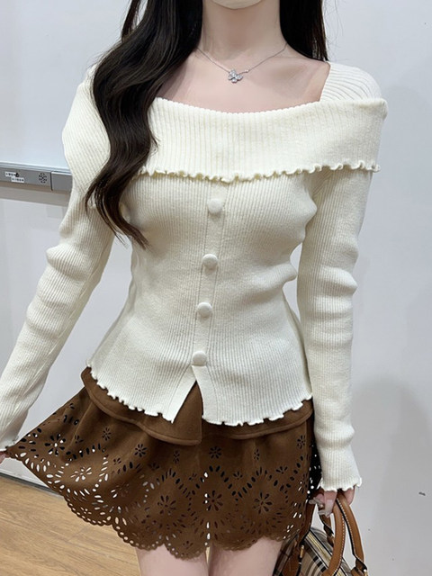French-Style Gentle Apricot-Colored Knit Sweater for Women, New Autumn and Winter Model with Ruffled Off-The-Shoulder Neckline, High-End Niche Design That Won'T Clash with Other Outfits