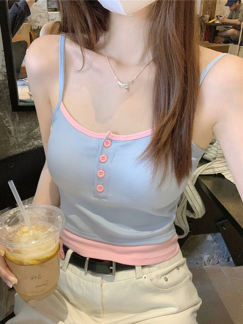 Sweet and Spicy Style, Contrasting Color Fake Two-Piece Camisole for Women, Summer Chic with Chest Pads, Short Button-Up Sleeveless Top