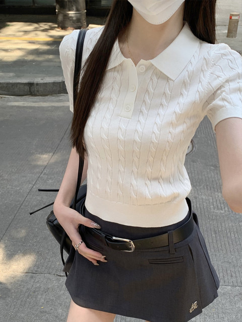 Fashionable and Youthful Twist-Knit Sweater for Women, Summer Button-Up Polo Collar, Old Money Style, Short and Chic Top, Trendy