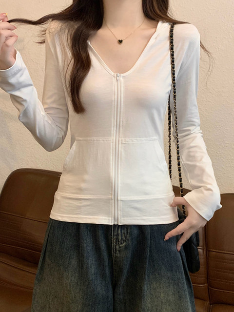 White High-End V-Neck Slim-Fit Zip-Up Cardigan for Women, Lightweight Sun-Protective Jacket with Pocket Design, Simple Style Top