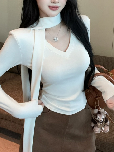 Hot Girl Pure Desire V-Neck Waist-Slimming Long-Sleeve T-Shirt for Women, Autumn and Winter American Design Style, Elegant Regular Shoulder Top + Ribbon
