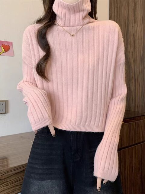 French-Style Gentle High-Neck Sweater for Women, Autumn and Winter, Lazy Style, Loose Fit, Short, High-End Knitwear