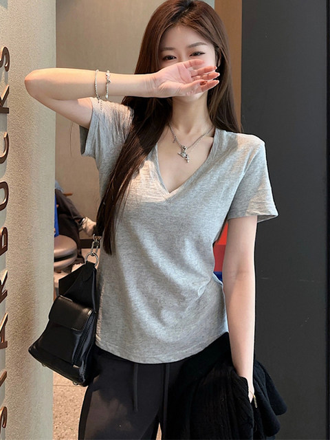 Korean Style Versatile Short-Sleeve T-Shirt for Women, 2025 Summer New Fashion Casual Regular Shoulder V-Neck Solid Color Basic Top