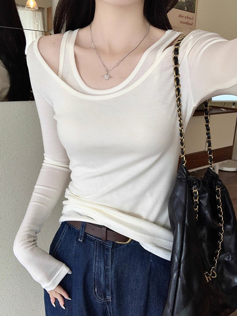 White Fake Two-Piece Halter Neck Slim-Fit Base Shirt for Women, Early Autumn 2025, Pure and Alluring Style, Long-Sleeve T-Shirt, Versatile Top for Trendy Girls