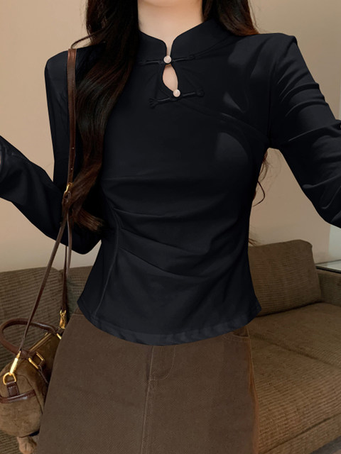 Early Autumn New Style Chinese-Inspired Button-Down Long-Sleeve T-Shirt for Women with Stand Collar, Hollow Design, Pleated Short Top, Trendy