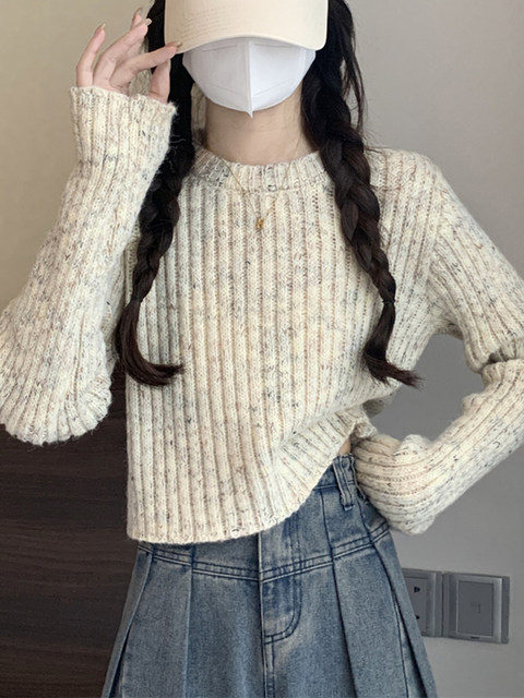 Petite and Stylish Fine-Sparkle Round-Neck Knit Sweater for Women, Autumn and Winter, Casual and Versatile Pullover, Short and Unique Sweater