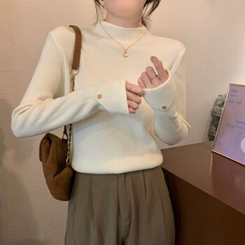 Korean-Style Chic Soft and Stylish Knit Sweater for Women, Autumn and Winter Half-High Collar Top with Button Design