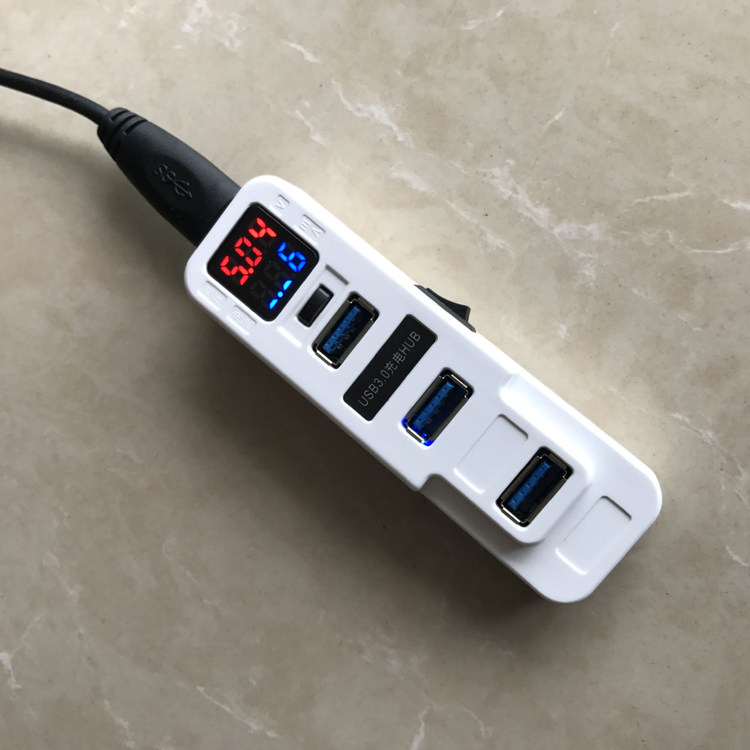 New digital high-power USB3 0 extended HUB current voltage mobile phone charging OTG external power supply