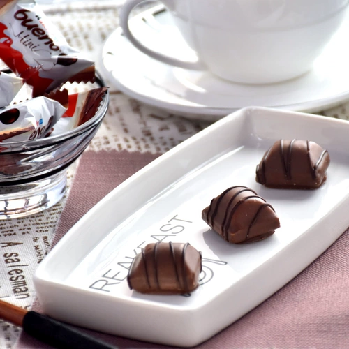 Кэна красочная музыка Mini 97,2 г сумки в импортированном шоколадном молочном орехе Престиж, Детские закуски Ферреро