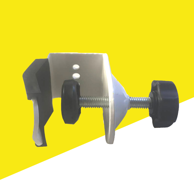 Photographic equipment accessories C type U clip Photographic lamp fill light clip Vigorously clip white black random hair