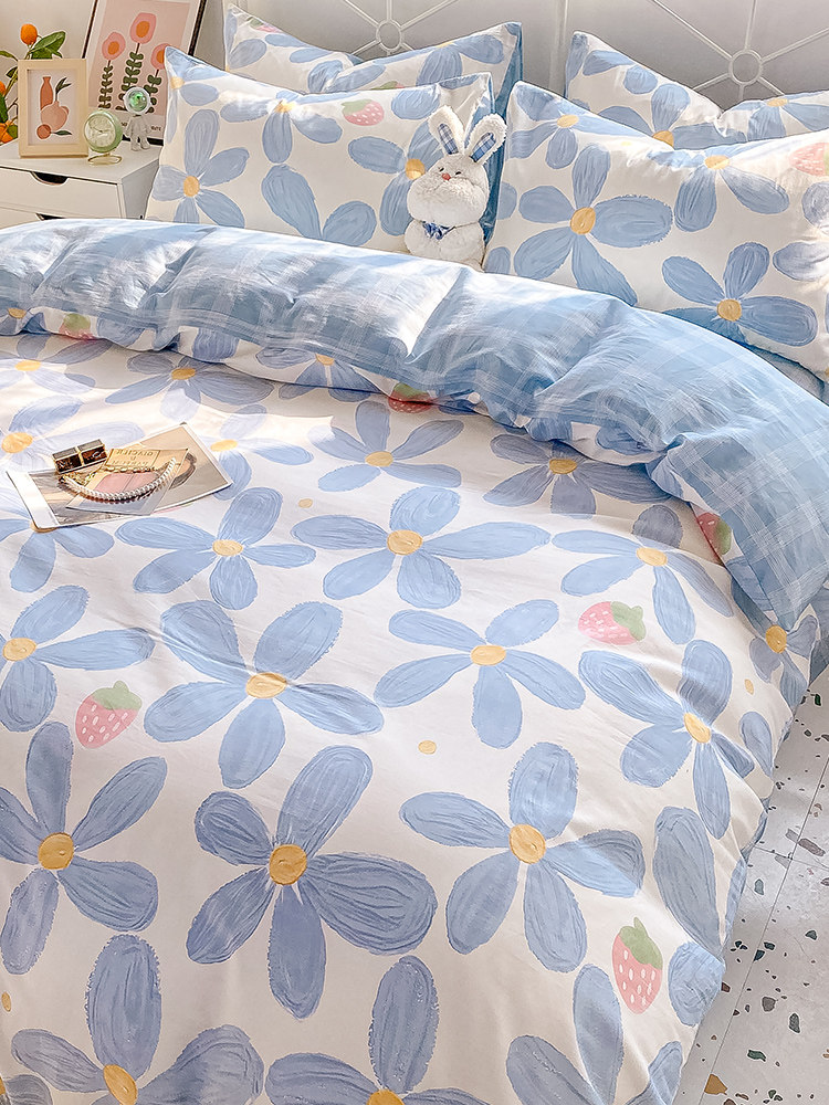 Four-piece set of pure cotton cotton small fresh cartoon quilt cover high-end naked sleeping sheets and bed sheets Nordic style bedding