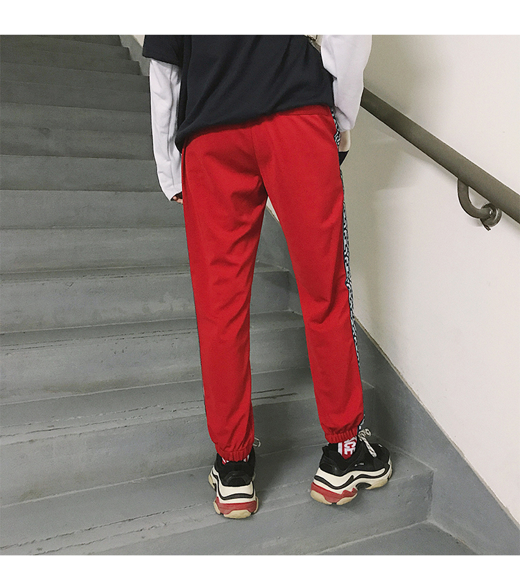 2018超火的裤子国潮牌刺绣卫裤运动裤男嘻哈