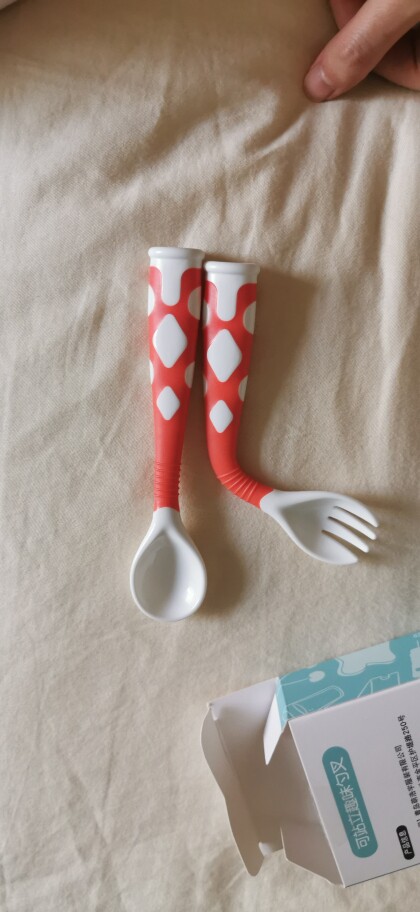 新品试用利鲁奇扭扭吸盘叉勺组质量怎么样一个多少钱，宝妈的亲自使用感受（价格实惠）_搜券