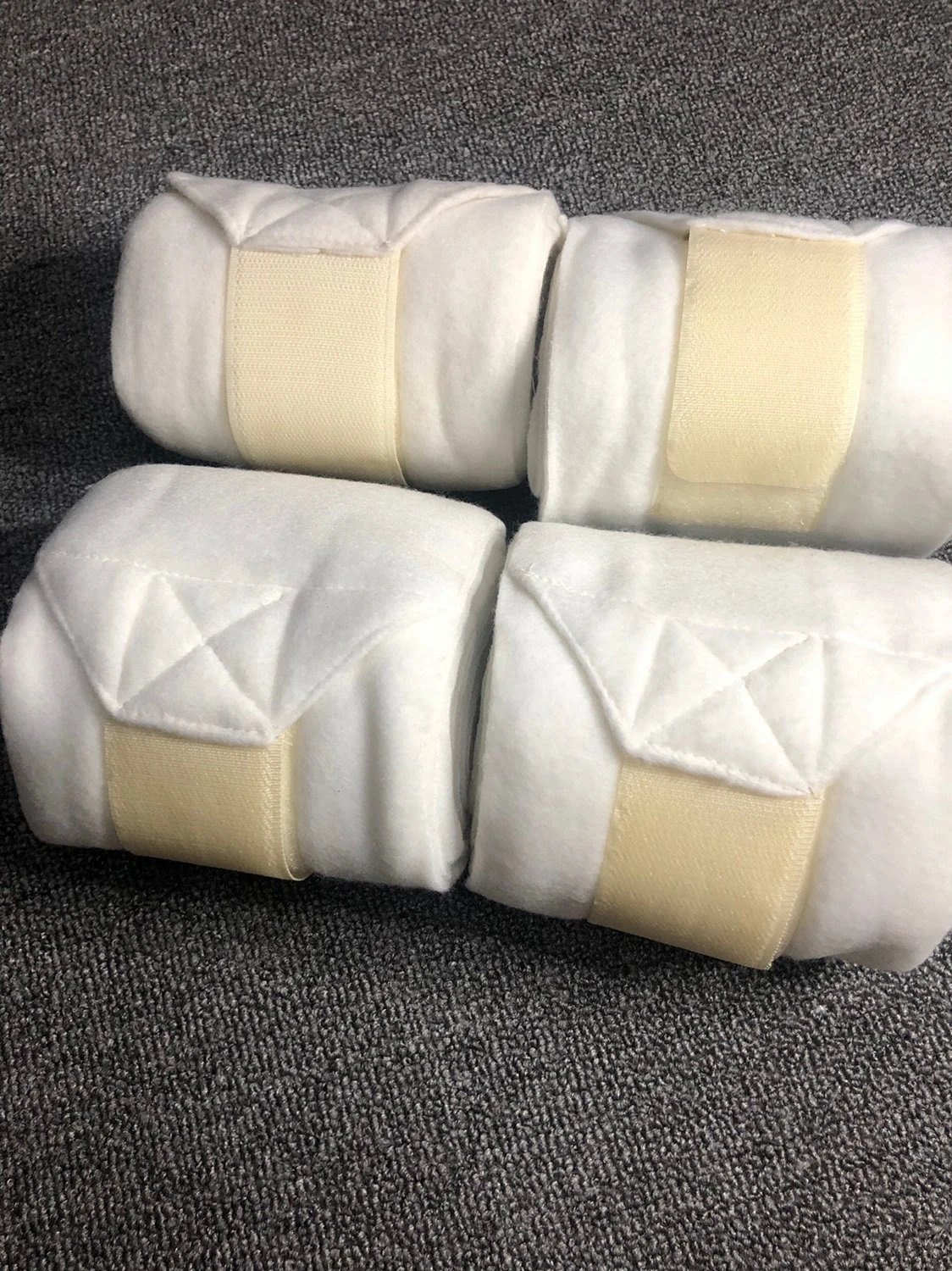 Foreign trade export thickened fleece horse leggings horse leggings 3 meters long 11cm wide a pack of limbs horse farm training