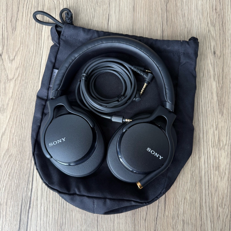 Head-Mounted Headphones Mdr-1Am2 Head-Mounted Stereo Headphones High-Resolution Hifi Music Headphones with Microphone Head-Mounted Headphones Mdr-1Am2 Head-Mounted Stereo Headphones High-Resolution Hifi Music Headphones with Microphone