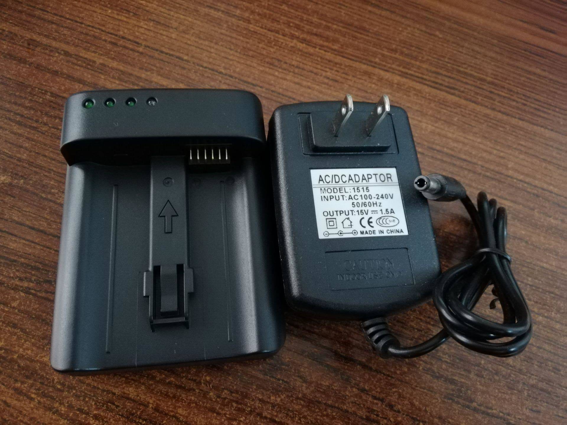 Suitable for Nikon D1X D2HS D2XS D3X F6 D300 EN-EL4A camera battery charger