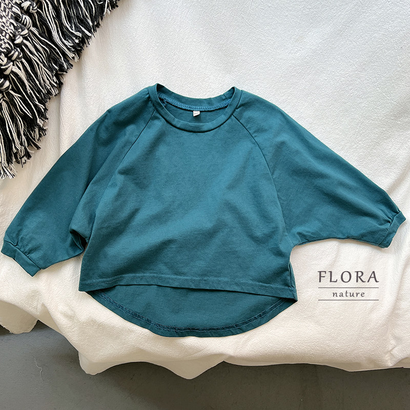 Spring and Autumn Boys and Girls Long Sleeve T-Shirt Washed Cotton Doll Sleeves Loose Versatile Solid Color Underwear Irregular