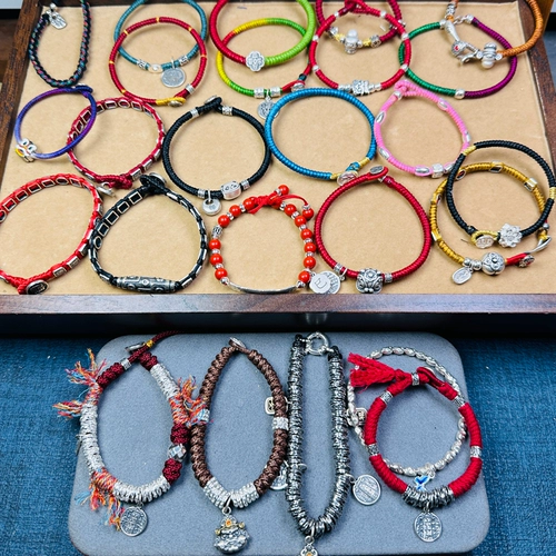 Живые специальные серебряные украшения