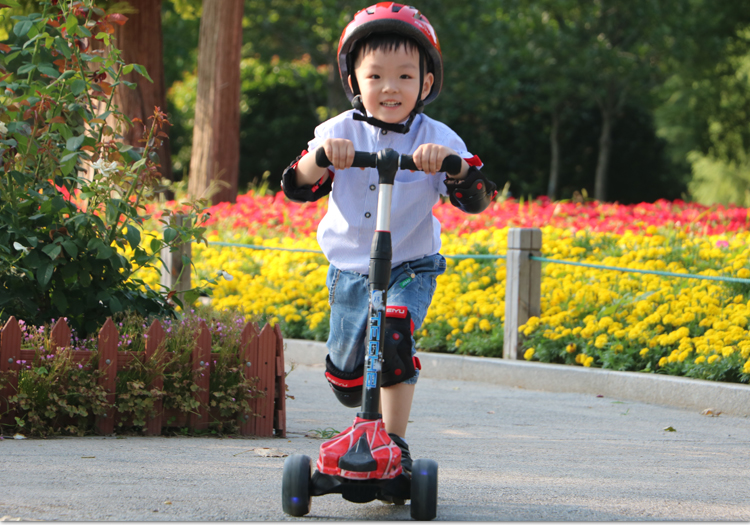 thanh lý xe thăng bằng Chuyên nghiệp trượt patin thiết bị bảo vệ trẻ em mũ bảo hiểm thiết lập xe đạp ván trượt con lăn giày trượt patin xe cân bằng đầu gối mũ bảo hiểm an toàn - Smart Scooter xe thăng bằng world baby
