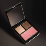 Многие цвета не в печати, Surratt Monochrome Eyd Shadow 1.7G можно приобрести в коробку, чтобы установить его в пластину для век.