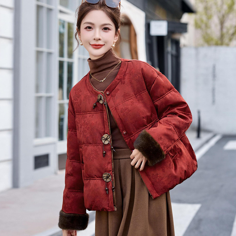 Red Short down Jacket for Women, Winter Wedding Outfit for Mother-In-Law, New Chinese-Style Clothing for Mom's Wedding Attire