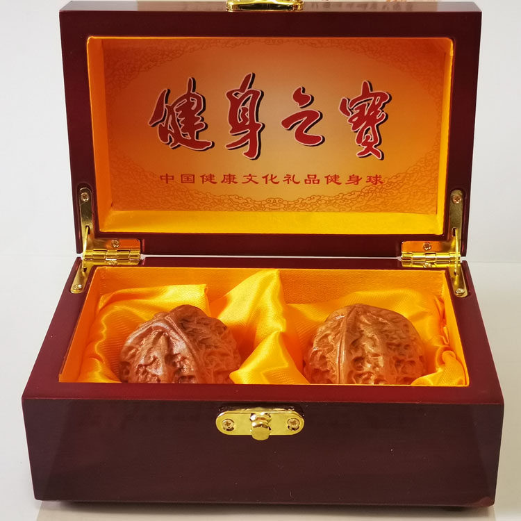 Cliff Walnut Fitness Backball middle-aged sports health ball hands massage palm hand solid wooden carvings
