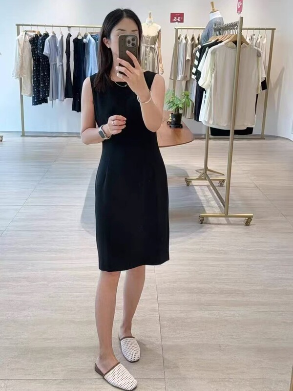 Authentic Store Product/2023 Spring/Summer Sleeveless Dress Si14101038 Authentic Store Product/2023 Spring/Summer Sleeveless Dress Si14101038