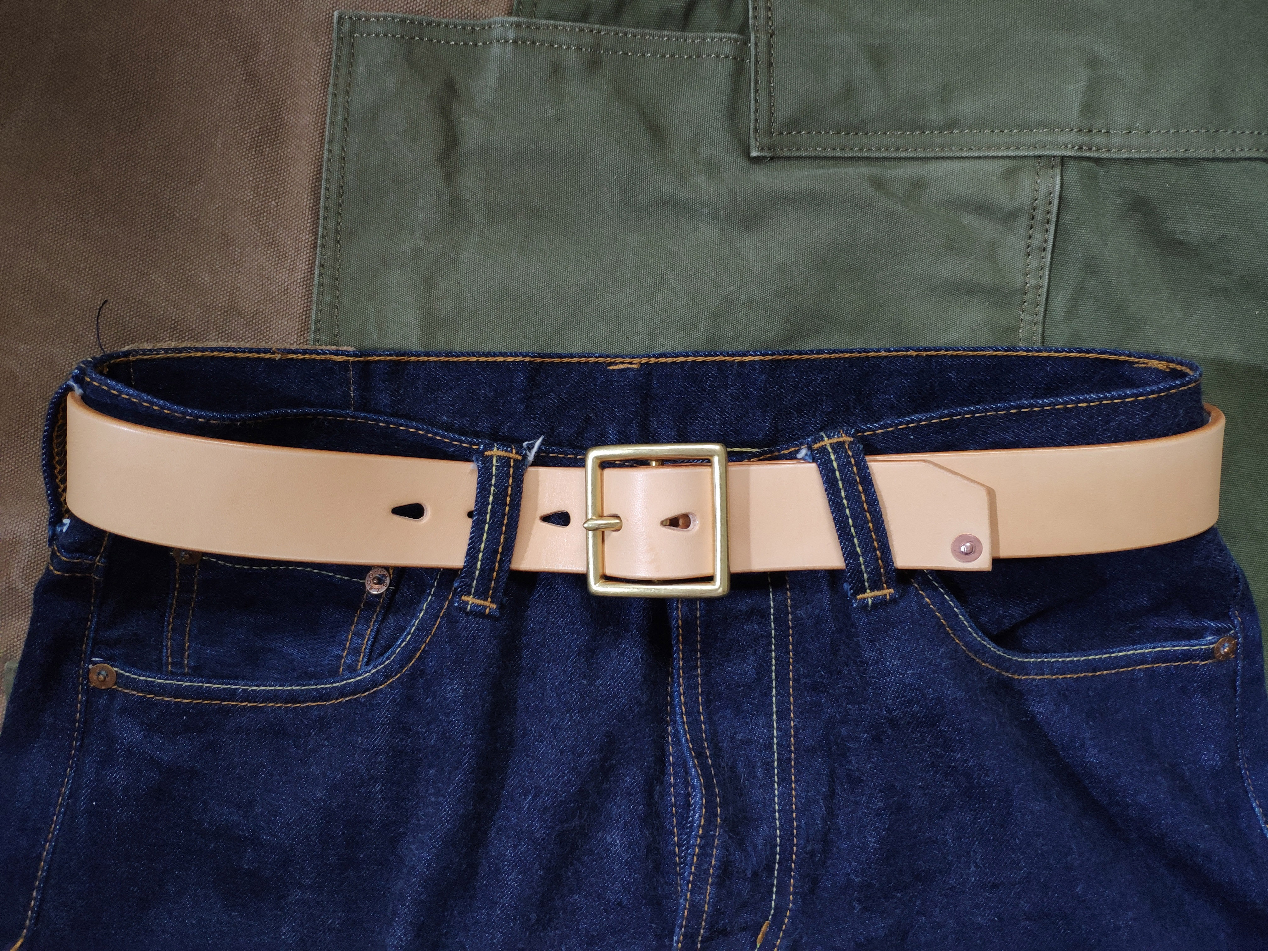 (spot) Italy's Tuscany region saddle leather American belt