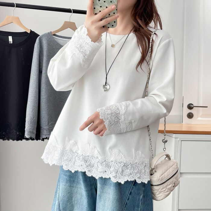 Plus Size Sweet and Youthful Long-Sleeved T-Shirt with Lace Hem, Autumn New Fashion Top That Covers the Belly 2522