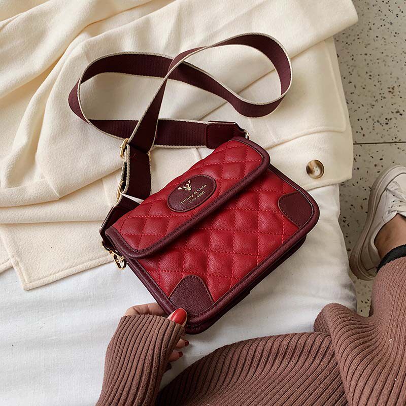 Flagship genuine leather France small crowdsourcing with women's bags 2022 new broadband slanted scapegoat bungling single shoulder bag chest bag