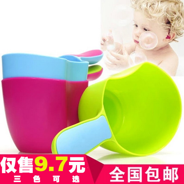 Water Spoon Cute Creative Baby Children Bath Bath Apple Bath Spoon Baby Shampoo Scoop Toy